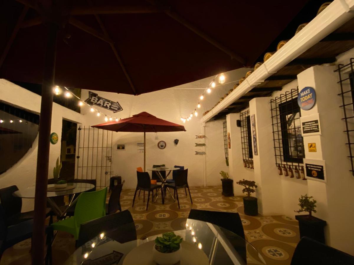 Club Aviva Guatavita - Hostel - Restaurante, Disco & Bar Zewnętrze zdjęcie